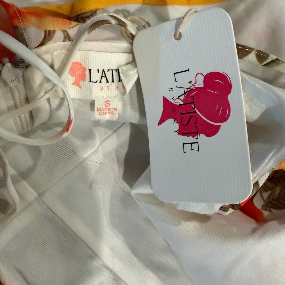 L'ATISTE Floral Romper with Red and Yellow Accents - Picture 5 of 5